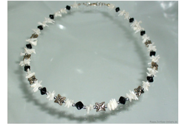 Halskette schwarz weiß & antiksilber